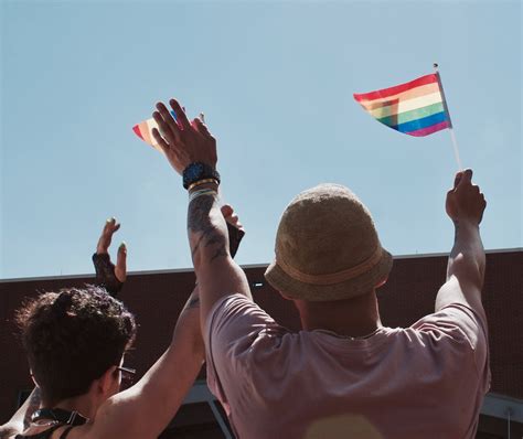 siti incontro gay|Chatta e fissa appuntamenti con uomini gay, bisessuali,